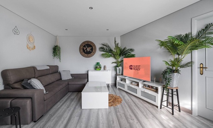 Arcozelo Apartment | Discover GuestReady - Family-Friendly Retreat in Vila Nova de Gaia