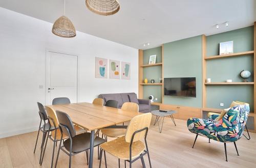 Croulebarbe Apartment | Modern Flat Near Latin Quarter - Child-Friendly Comfort