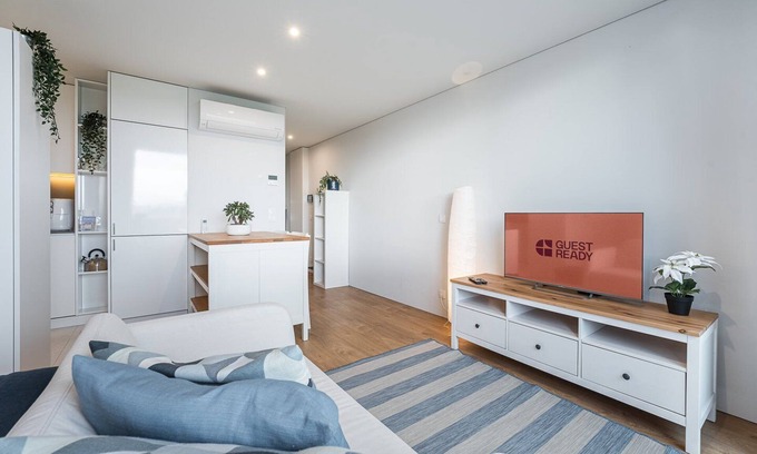 Senhora da Hora Apartment | GuestReady - One lovely studio near a golf course