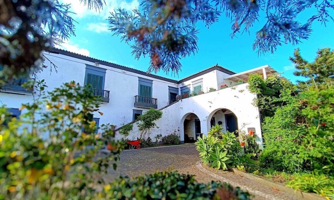 Livramento House | GuestReady - Quinta do Solar perfect for families