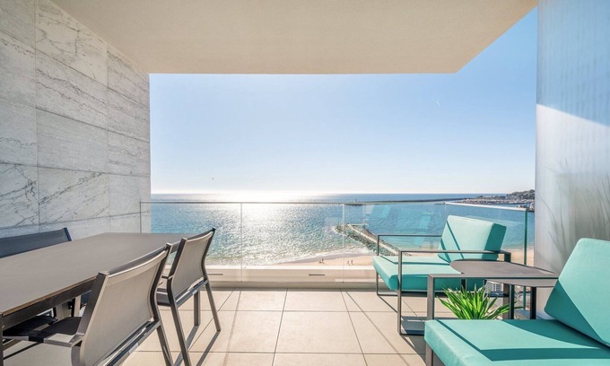 Sesimbra Apartment | Discover GuestReady - Sesimbra Escape with Oceanfront Views
