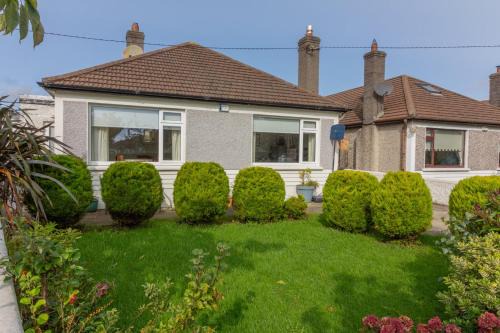 Dublin House | Serene Getaway at GuestReady in Kimmage - Family Friendly