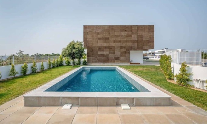 Carrasqueira House | GuestReady - Trendy break in Sesimbra