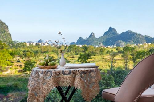Xiufeng Hotel | Discover Guilin Village Creek Inn with Free Pickup Service