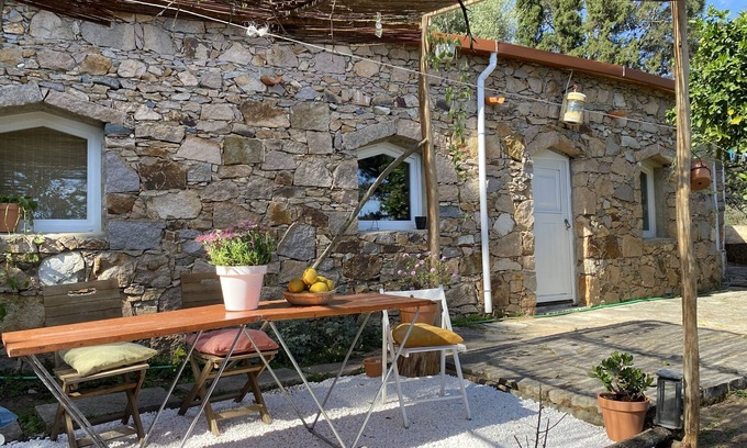 Malveira da Serra Cottage | Guincho: Beach & Forest Retreat with 360º Views