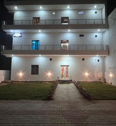 Varanasi Bed & Breakfast | Gulab Residency