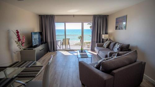 Longboat Key Apartment | Oceanfront Apartment 403 with Breathtaking Gulf Views