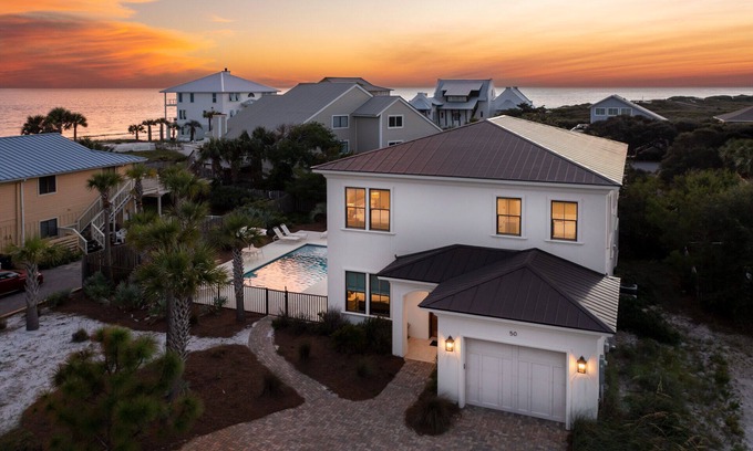 Gulf Trace House | Beachside Retreat: Gulf Breeze Home with Private Pool & Ocean Views
