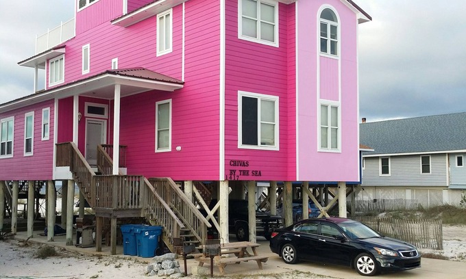 Gulf Shores House | Beachfront Family Retreat with Pool and Hot Tub Access