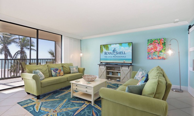 Beachview Country Club Estates Condo | Beachfront Two Bedroom Condo with Den - Sundial L405