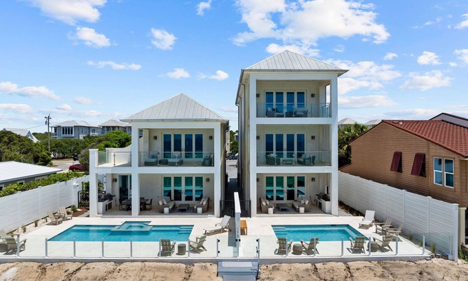 Seacrest House | Book Your Gulf Front Escape with Panoramic Ocean Views!