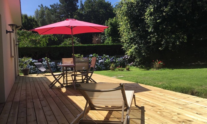Baden House | Tranquil Gulf of Morbihan Baden House with Ocean View