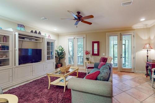 Gulf Place House | Gulf Place Courtyard: Top-Rated with Pool and Hot Tub