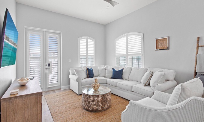 Gulf Place Condo | Gulf Place Residences 308: Steps from Private Beach & Pool