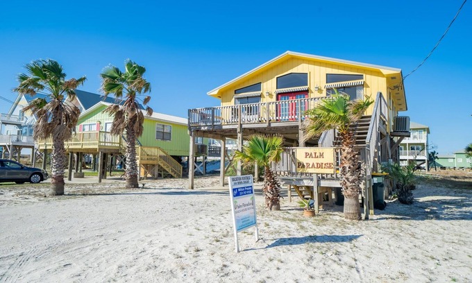 Fort Morgan House | Beachfront Bliss at Gulf Shores Beach House ~Palm Paradise~