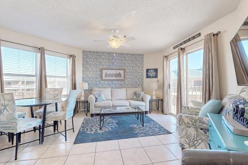Fort Walton Beach - Destin Apartment | Gulfview II 201