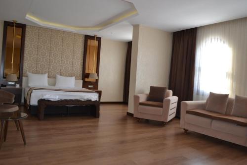 Yoncalı Koyu Hotel | Relax at Gulumser Hatun Termal Hotel & Spa with Ocean Views