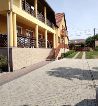 Tiszaorveny House | Family-Friendly Gulyás Vendégház with Hot Tub & Kitchen