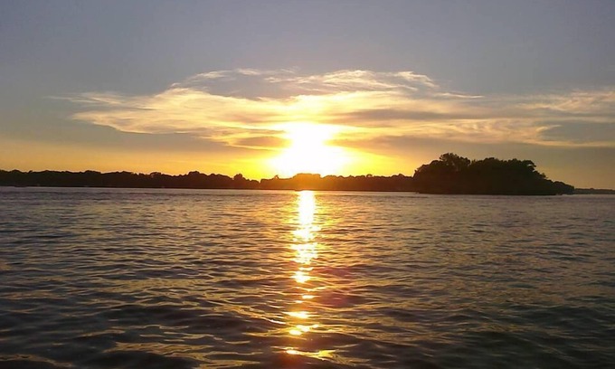 Shelbyville Cottage | Lakefront Getaway: Guest Rated 9.8 with Pool and Spa