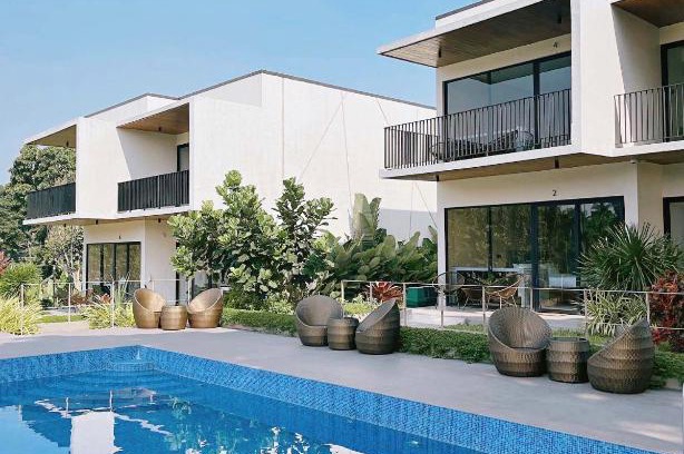 Santo Tomas Hotel | Discover Gunita Villas: Pet-Friendly Retreat with Pool