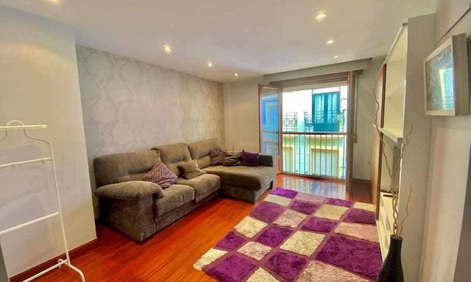 Bermeo Apartment | Sunny Duplex Apartment at Gure Etxetxue with Kitchen Access