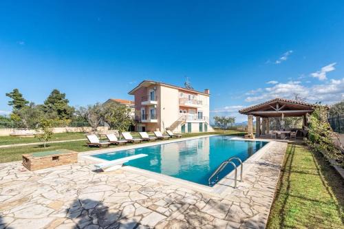 Egira Villa | Enchanting Gustav Retreat Villa with Ocean View and Pool
