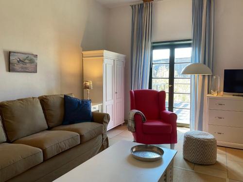 Blowatz Apartment | Oceanfront Escape at Gut Alt Farpen Ferienwohnung 2