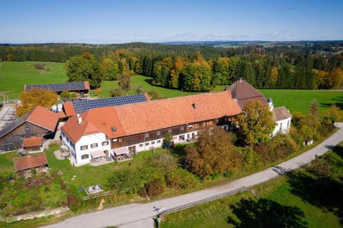 Rechetsberg Apartment | Discover Gut Grasleiten: Rated 9.1, Family-Friendly Stay