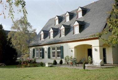 Niederhausen House | Elegant Gut Hermannsberg Gästehaus with Ocean View Amenities