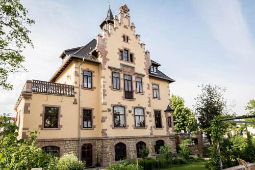 Westhofen Hotel | Pet-Friendly Retreat at GUT LEBEN am Morstein