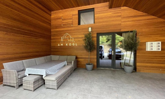 Gross Gerungs House | Family-Friendly Retreat at Gut Schlafen - Am Kogl
