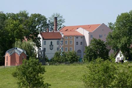 Dachau District Hotel | Pet-Friendly Gutshotel Odelzhausen with Family Amenities
