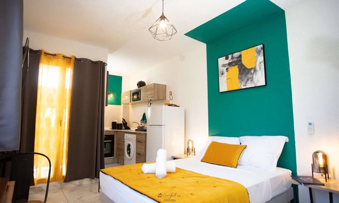 Cayenne Apartment | Discover Guyanese Secret Garden: Pool and Private Oasis