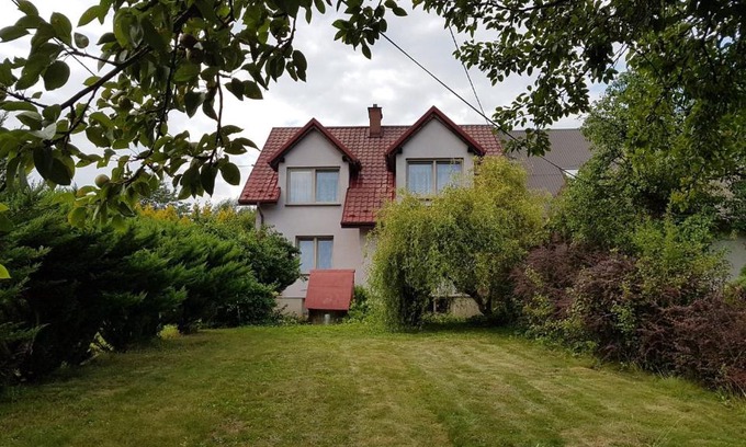 Dobczyce House | Guzikowa Chata: Family-Friendly Stay with Pet Amenities