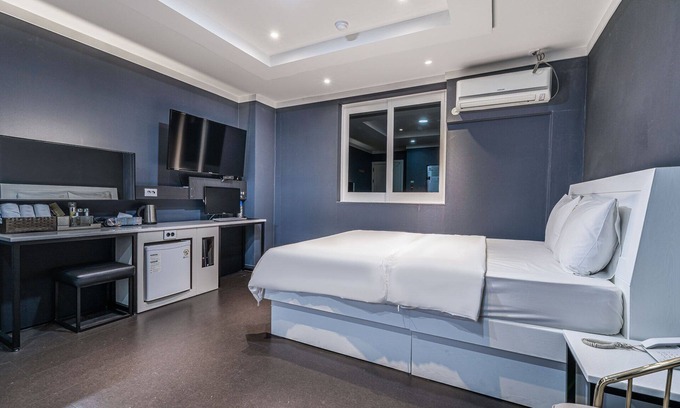 Gwangmyeong Hotel | Eco-Friendly Stay at Gwangmyeong Sum with Breakfast Included