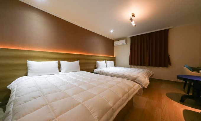 Gyeongju Hotel | Guest Favorite: Gyeongju Bulguksa W Drive-in Motel
