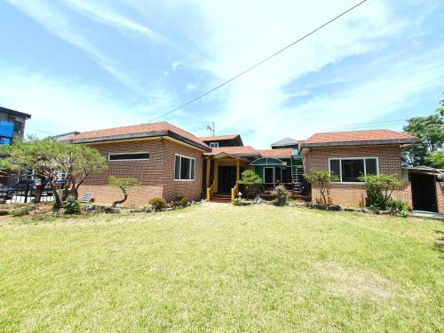 Gyeongju House | Family-Friendly Fun at Gyeongju Choice Kids Pension
