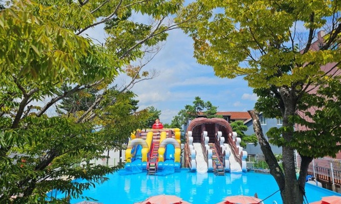 Gyeongju House | Gyeongju J-the Garden Pension: Family-Friendly Retreat with Pool