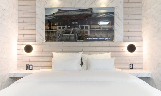 Gyeongju Hotel | Eco-Friendly Gyeongju Yes Unmanned Hotel with Hot Tub