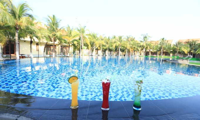 Ha Tien Resort | Explore Hà Tiên Xưa Event & Resort with Poolside Relaxation