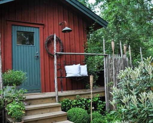 Veddige Bed & Breakfast | Top-Rated Håkesgård Bed&Garden: Family & Pet Friendly Stay