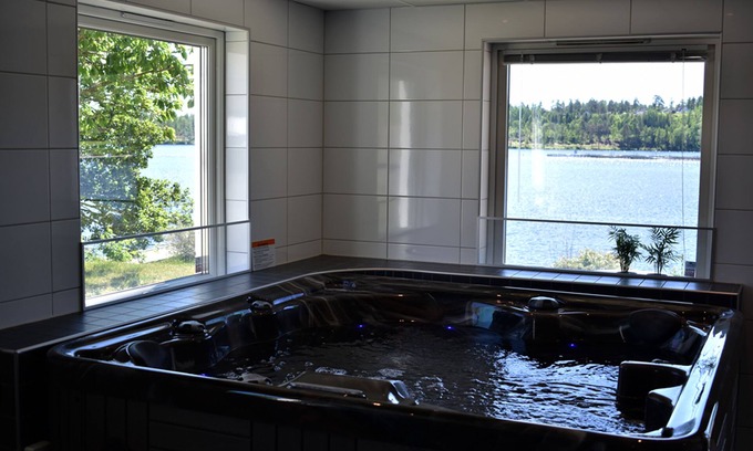 Haverud Hotel | Discover Håveruds Hotell: Rated 9.4 with Pool & Spa