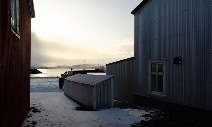 Holmavik House | Discover Hólmavík Guesthouse: Family-Friendly Getaway