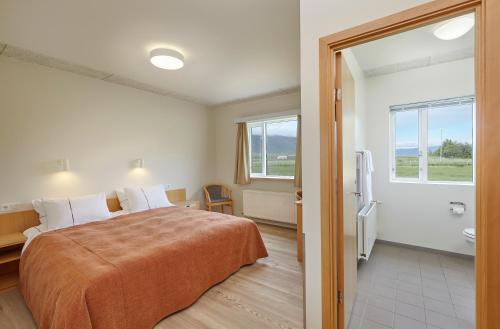 Ljosavatn Bed & Breakfast | Welcoming Hótel Tjarnir: Family-Friendly with Great Amenities