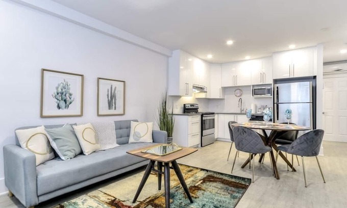 Villeray Apartment | Family-Friendly Stay at Hôtel à la maison - L'Inspiré
