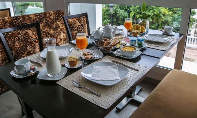 El Ensanche Hotel | Relax at Hôtel al Mandari with Oceanfront Views & Spa