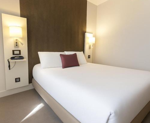 La Gare Hotel | Convenient Stay at Hôtel Albert Elisabeth Gare SNCF