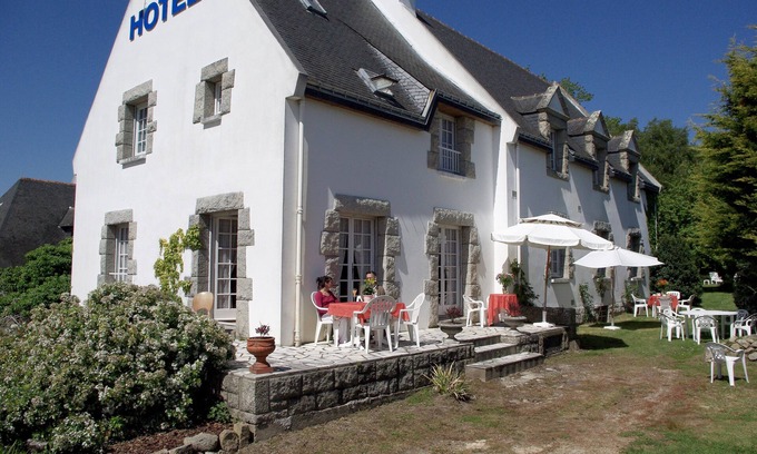 Carnac Hotel | Discover Hôtel An Ti Gwenn: Family-Friendly Getaway