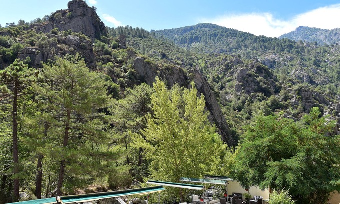 Corte Hotel | Discover Comfort at Hôtel Arena Le Refuge - Rated 8.4/10