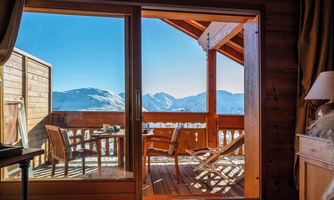 Cognet Hotel | Discover Hôtel Au Chamois d'Or: 5-Star Comfort & Spa